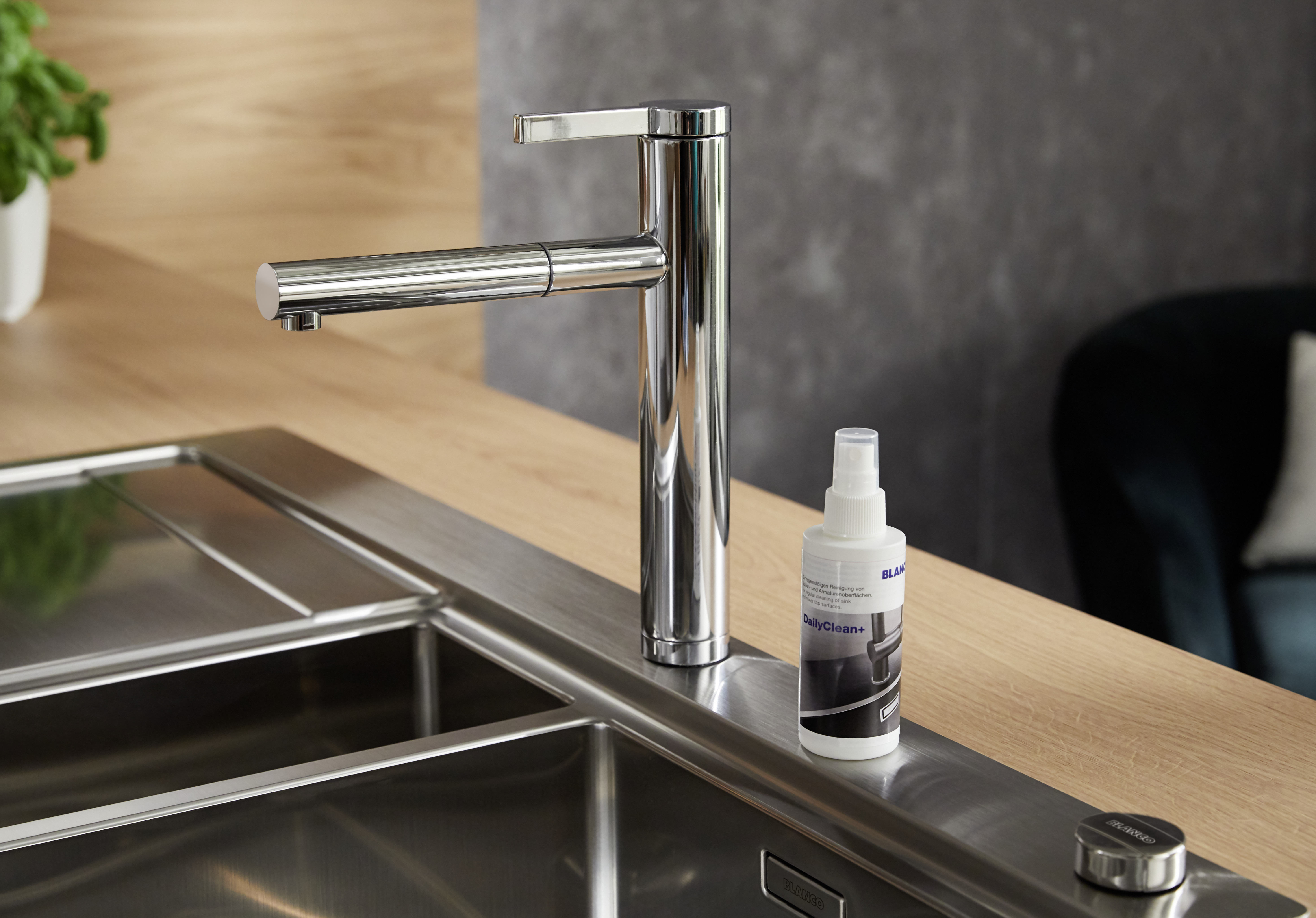 Čisticí prostředek Blanco DailyClean+ vhodný k odstraňování vodního kamene