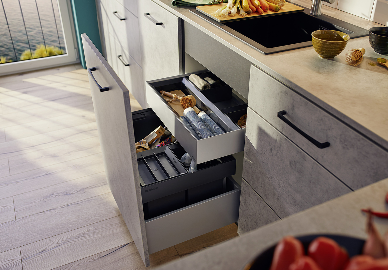 Detail konstrukce a designu BLANCO FLEXON II LOW s organizačním systémem
